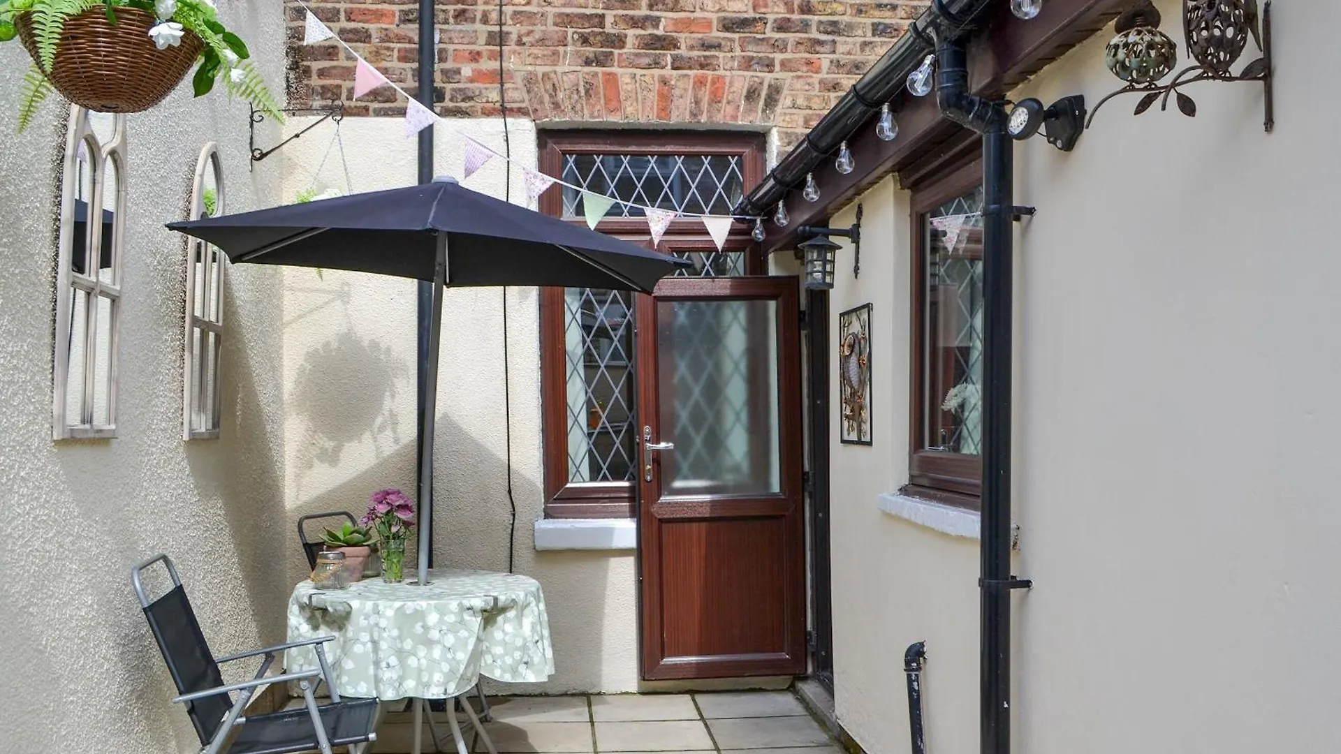 Mollys Place Filey 0*,  United Kingdom